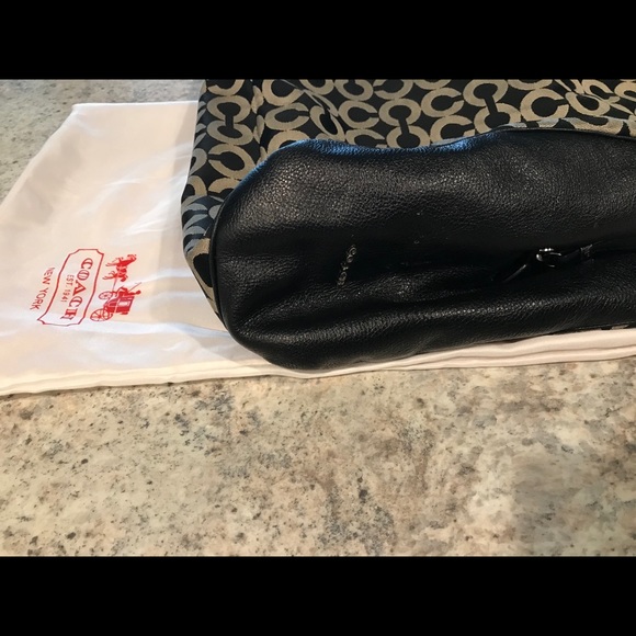 Purse - Picture 2 of 4